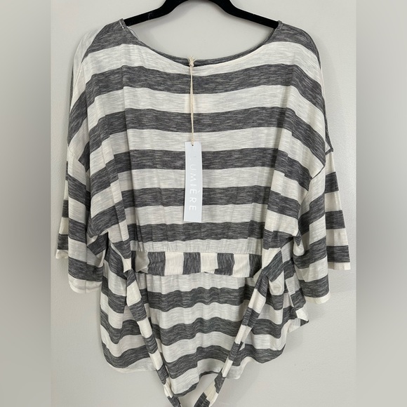 Urban Outfitters Lumiere Oversize Shirt in Small. New with tag - Picture 5 of 11